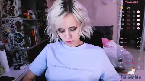 Monday-Friday 12-4 AM and 6-9 AM New York time online show from October 2025 08:53:02 PM