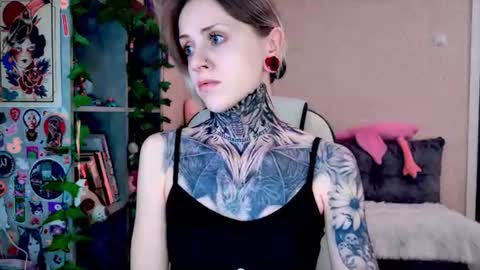 Snapshot of nanitamoore chatting on August 2026 08:07:02 PM Monday-Friday 12-4 AM and 6-9 AM New York time online show from August 2026 08:07:02 PM