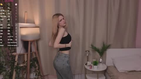 nannetteterrill online show from April 2026 06:31:02 AM