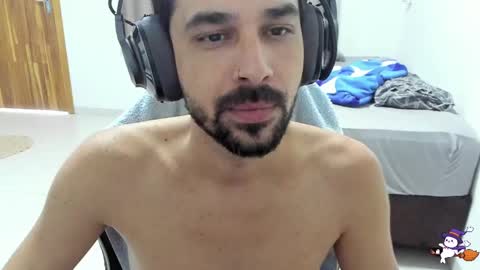 Snapshot of nanz25 chatting on November 2025 05:58:02 PM Peter online show from November 2025 05:58:02 PM