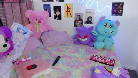 Naoko online show from April 2026 02:51:02 AM