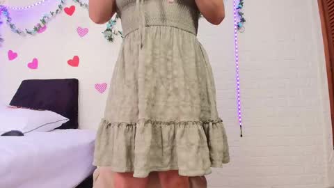 Naomi online show from September 2025 12:48:01 PM