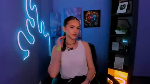 Naomi online show from June 2026 01:20:02 PM