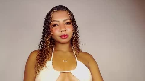 mara Jos online show from September 2025 05:29:01 AM