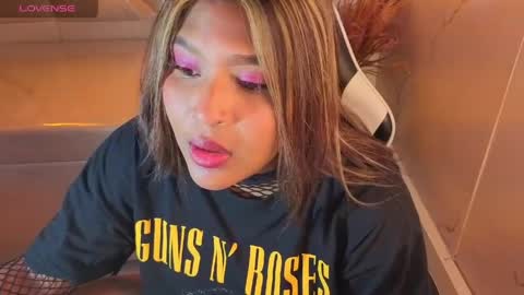 Snapshot of naomi_tp chatting on March 2026 12:17:02 PM Naomi online show from March 2026 12:17:02 PM