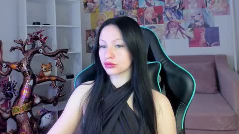 Snapshot of naomiblakes chatting on November 2025 05:40:01 AM Naomi online show from November 2025 05:40:01 AM