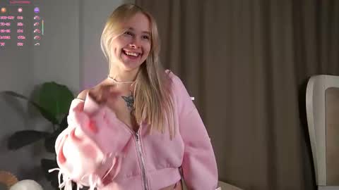 Snapshot of naomibry chatting on March 2026 11:27:01 AM Angel online show from March 2026 11:27:01 AM