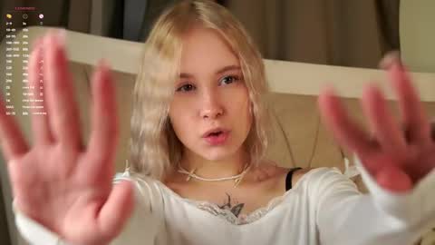 Snapshot of naomibry chatting on April 2026 12:28:01 PM Angel online show from April 2026 12:28:01 PM