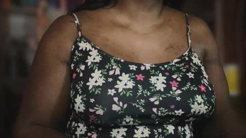 Naomi online show from November 2025 10:15:01 AM