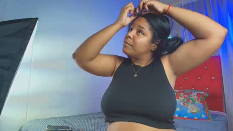 Snapshot of naomii_campbelll chatting on October 2025 01:43:02 PM Naomi Campbel online show from October 2025 01:43:02 PM