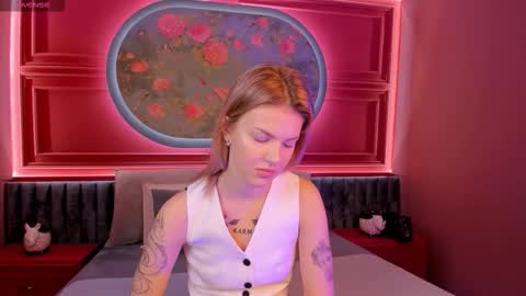 Snapshot of naomisol chatting on October 2025 07:35:02 PM Naomi online show from October 2025 07:35:02 PM