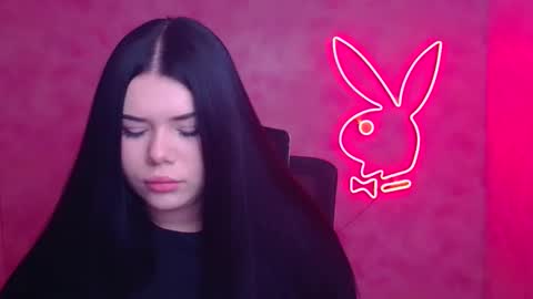 Naomi online show from January 2026 06:26:01 AM