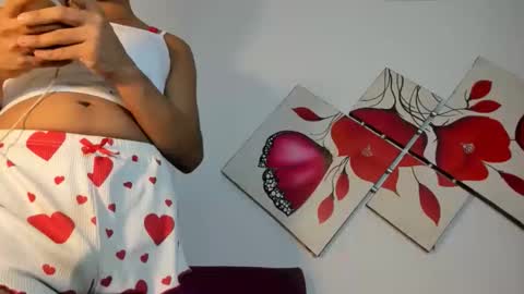 Snapshot of naomiwildburn chatting on November 2025 03:00:01 PM naomiwildburn online show from November 2025 03:00:01 PM