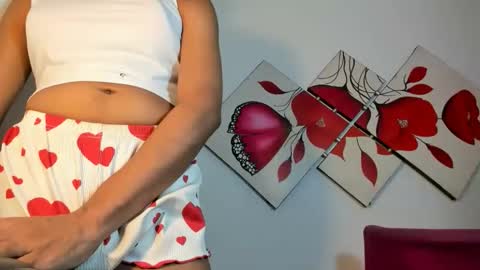 Snapshot of naomiwildburn chatting on November 2025 09:13:01 PM naomiwildburn online show from November 2025 09:13:01 PM