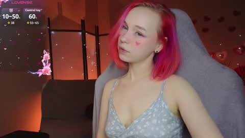 Snapshot of naomiyoru chatting on February 2026 08:38:02 PM Naomi online show from February 2026 08:38:02 PM