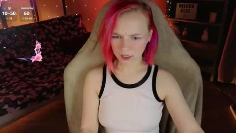 Snapshot of naomiyoru chatting on March 2026 08:37:01 PM Naomi online show from March 2026 08:37:01 PM