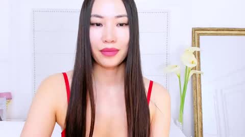 Naomi online show from March 2025 05:57:01 AM