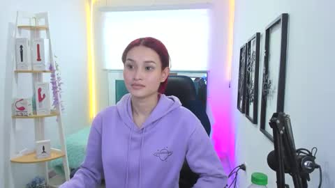 naomy online show from October 2025 07:25:02 PM