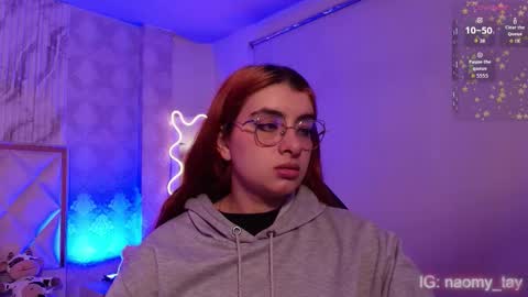 Snapshot of naomy_tay1 chatting on November 2025 06:12:02 AM Naomy online show from November 2025 06:12:02 AM