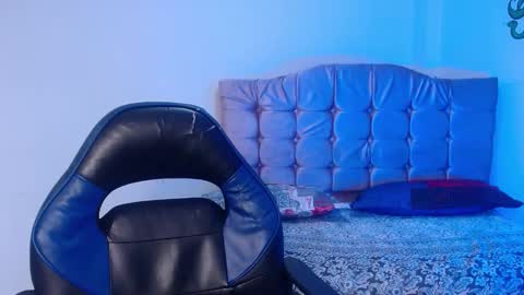 Nao online show from November 2025 12:39:02 PM