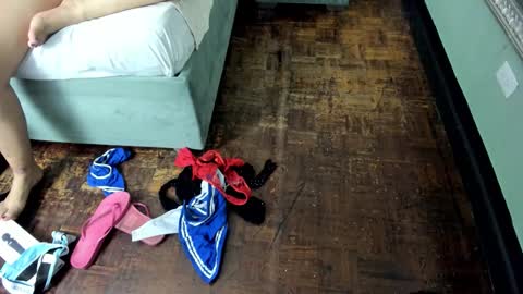 Snapshot of naomysakura chatting on December 2025 06:48:02 PM Naomy online show from December 2025 06:48:02 PM