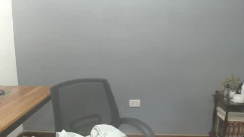 nappadel85 online show from May 2026 10:05:01 PM