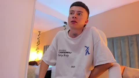 Snapshot of nascary_fox chatting on September 2025 10:10:02 PM Nascary Fox online show from September 2025 10:10:02 PM