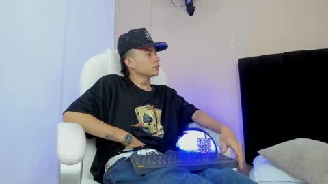 Snapshot of nascary_fox chatting on September 2025 08:00:02 PM Nascary Fox online show from September 2025 08:00:02 PM