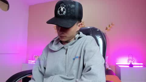 Nascary Fox online show from April 2026 12:19:02 PM