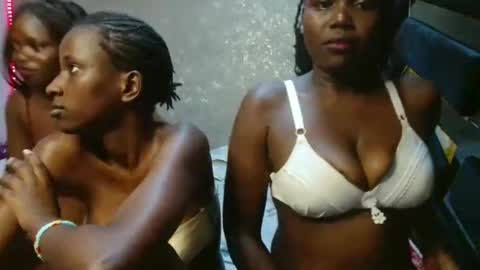 Snapshot of nasha_nei chatting on February 2026 07:07:01 PM Nasha online show from February 2026 07:07:01 PM