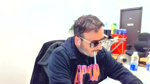 nassobout online show from February 2026 10:03:02 PM