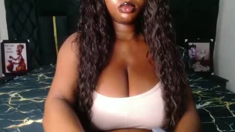 Amanda online show from December 2025 06:35:02 PM