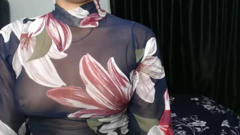 bella online show from December 2025 09:08:02 PM