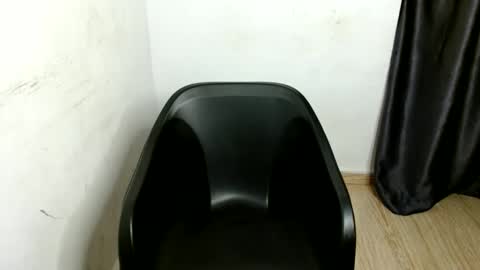 Snapshot of nasty_creamypussyy chatting on February 2026 07:19:01 AM Mila online show from February 2026 07:19:01 AM