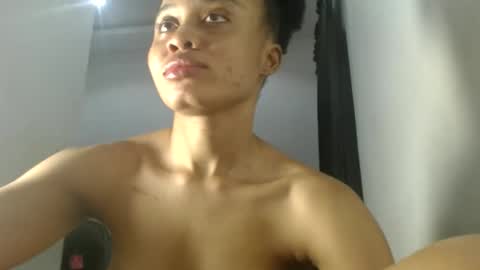 ella online show from December 2025 05:36:02 AM