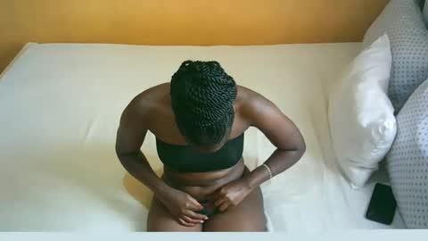 nastycoochie online show from March 2026 10:10:02 AM