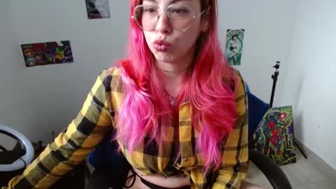 Nat online show from September 2025 09:52:02 PM