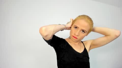 natacha_ferrer1 online show from November 2025 12:05:02 PM