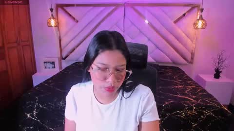 natachacole online show from October 2025 11:10:02 AM