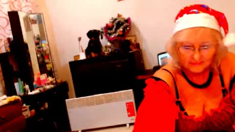Snapshot of natali7634 chatting on December 2024 05:57:02 PM natali online show from December 2024 05:57:02 PM