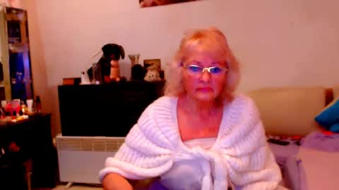 Snapshot of natali7634 chatting on March 2025 04:30:02 AM natali online show from March 2025 04:30:02 AM