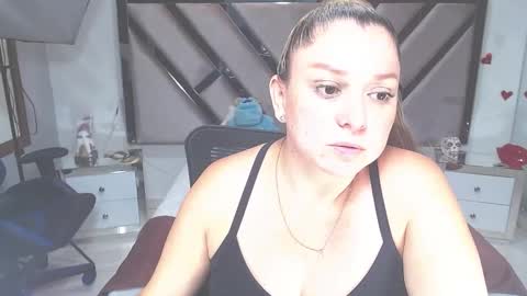 natalia5560 online show from February 2025 04:24:02 PM