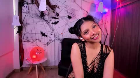 Natalia online show from October 2025 03:02:02 PM