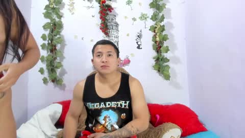 nataliaandjulliam online show from April 2026 03:15:01 AM