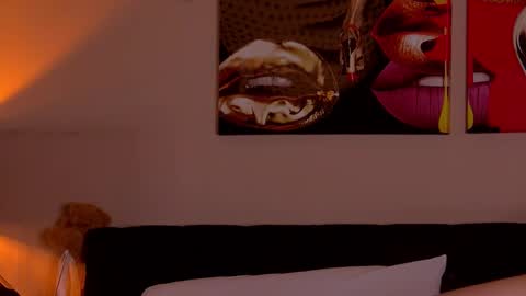 Snapshot of nataliavelour20 chatting on November 2025 05:13:02 AM Natalia online show from November 2025 05:13:02 AM