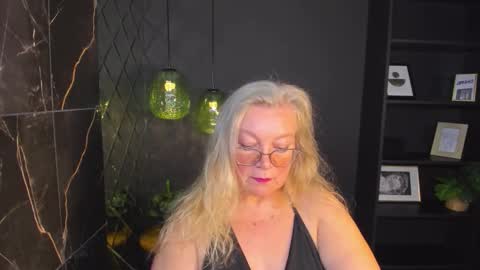 NataliCloud online show from October 2025 03:01:01 PM