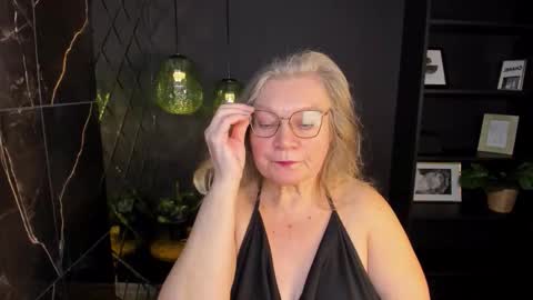 NataliCloud online show from November 2025 01:11:02 PM