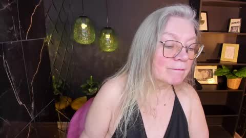 NataliCloud online show from April 2026 02:11:01 PM