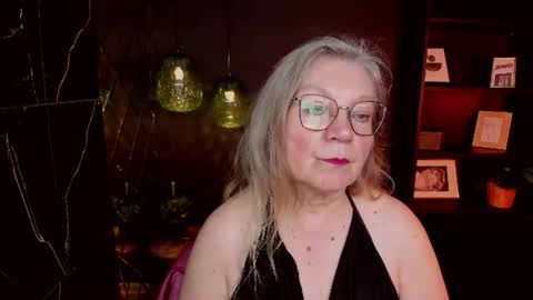 Snapshot of natalicloud chatting on June 2026 01:25:01 PM NataliCloud online show from June 2026 01:25:01 PM