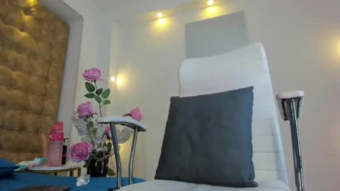   online show from March 2026 08:03:01 PM